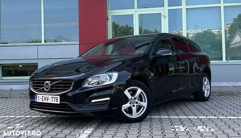 Culoarenegru Utilizat 2017 Volvo V60 Break | 7.499 EUR - Imagine 1/4