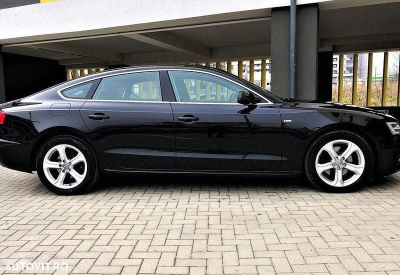 Culoarenegru Utilizat 2016 Audi A5 S-Line Berlinǎ | 12.000 EUR - Imagine 1/4