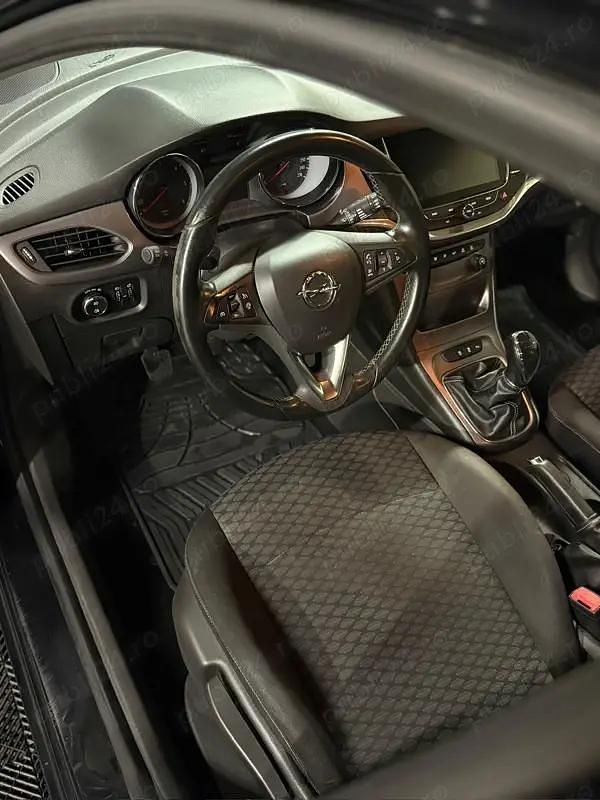 Second-hand Opel Astra 110 CP (80 kW) 2017 Negru Berlinǎ