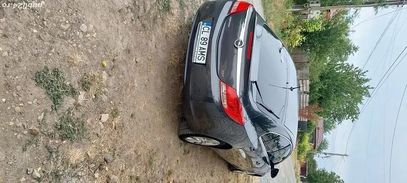 Second-hand Opel Insignia 131 CP (96 kW) 2013 Hatchback