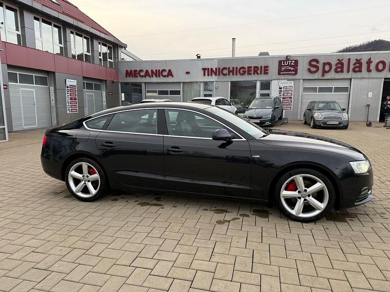 Second-hand Audi A5 S-Line 204 CP (150 kW) 2012 Negru metalizat Coupe