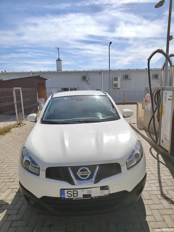 Utilizat 2013 Nissan Qashqai SUV | 7.000 EUR (Preț OK) - Imagine 1/4