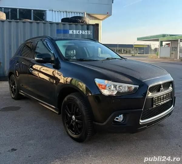 Negru Utilizat 2012 Mitsubishi ASX SUV | 5.750 EUR (Super Preț) - Imagine 1/4
