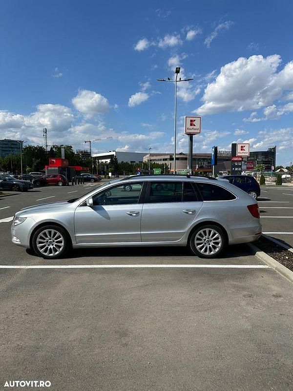 Culoaregri Utilizat 2013 Skoda Superb Break | 8.500 EUR (Puțin scump) - Imagine 1/4
