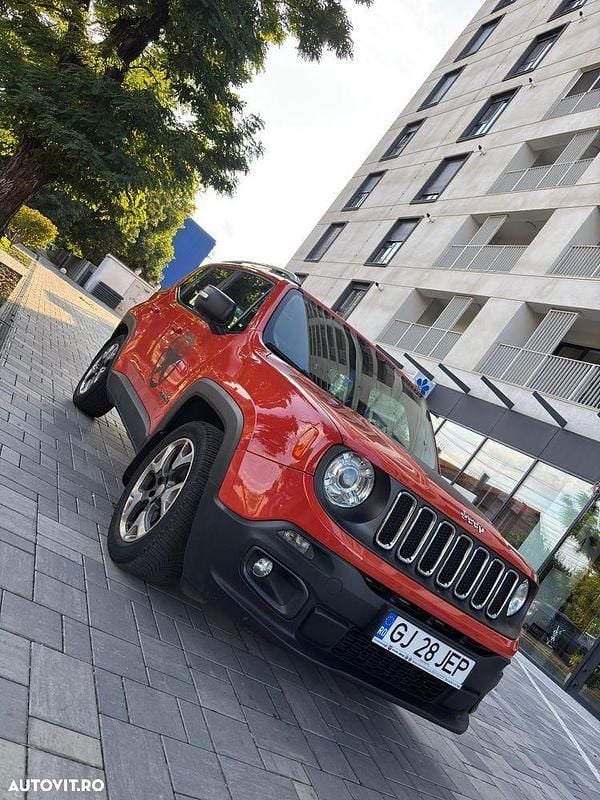 Portocaliu Utilizat 2015 Jeep Renegade Limited SUV | 10.990 EUR (Preț bun) - Imagine 1/4