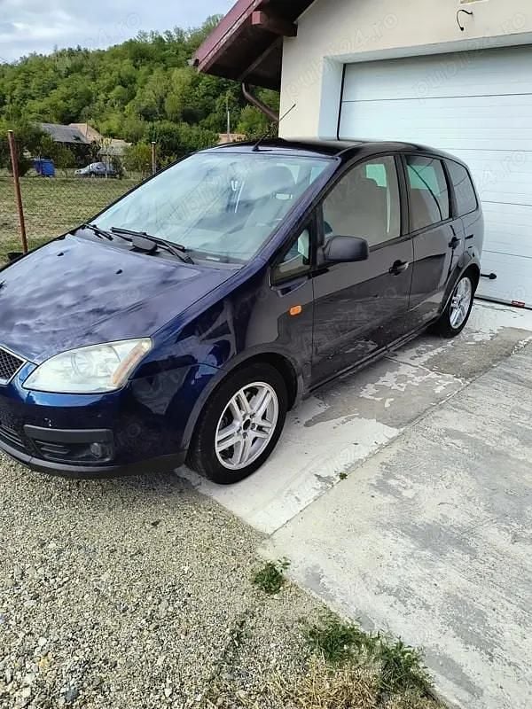 Utilizat 2004 Ford Focus Hatchback | 2.000 EUR - Imagine 1/4