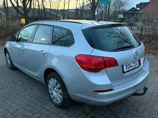 Second-hand Opel Astra 81 CP (59 kW) 2015 Gri Break