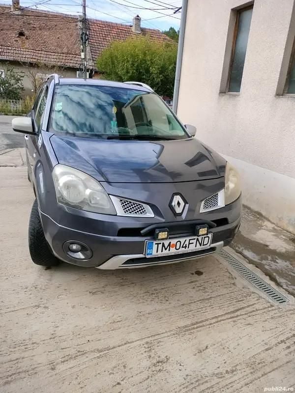 Utilizat 2011 Renault Koleos SUV | 5.200 EUR (Preț bun) - Imagine 1/4