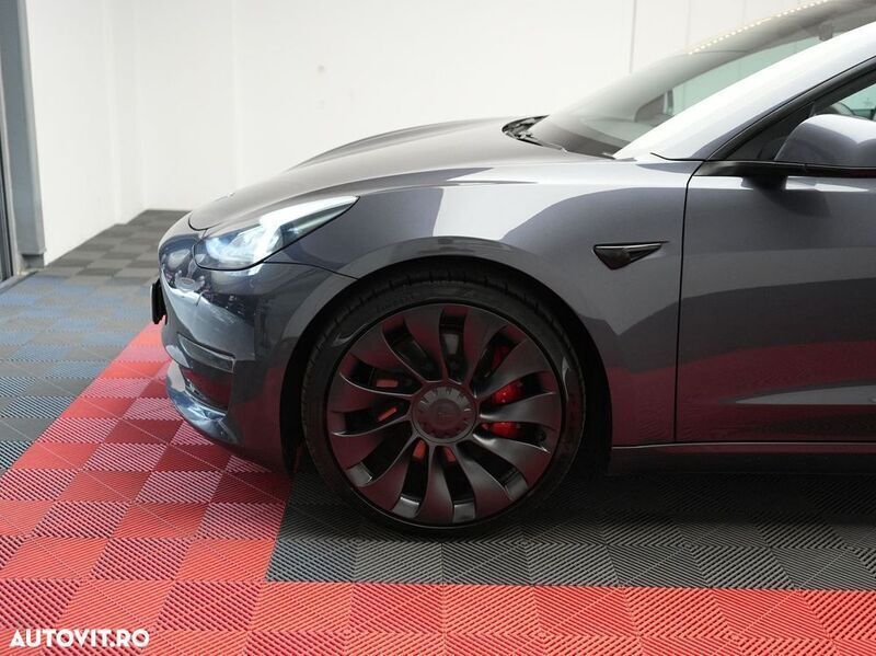 Second-hand Tesla Model 3 376 kW (512 CP) 2021 Gri Berlinǎ