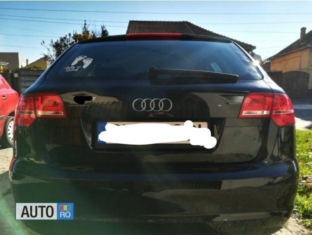 Second-hand Audi A3 105 CP (77 kW) 2010 Negru Hatchback