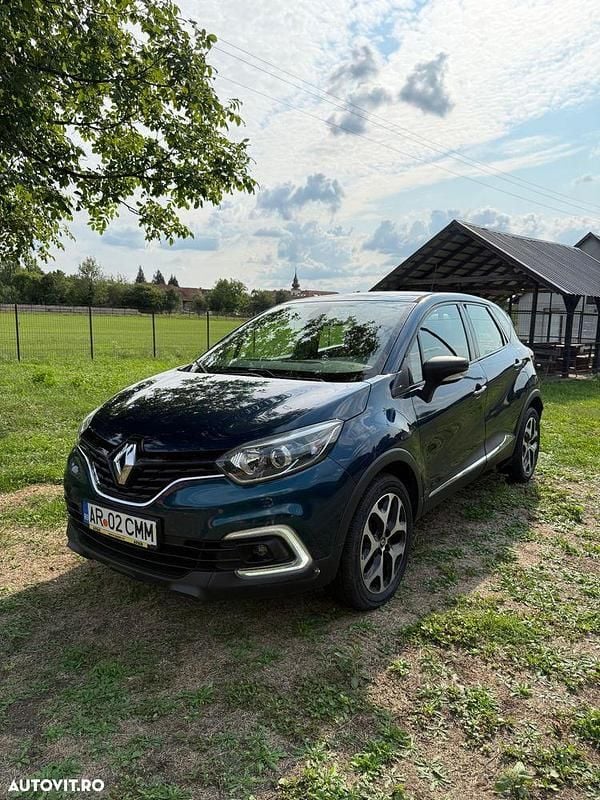 Culoarealbastru Utilizat 2019 Renault Captur SUV | 9.200 EUR (Preț bun) - Imagine 1/4