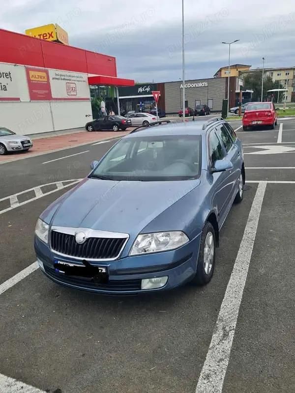 Utilizat 2008 Skoda Octavia Break | 2.600 EUR (Preț OK) - Imagine 1/4