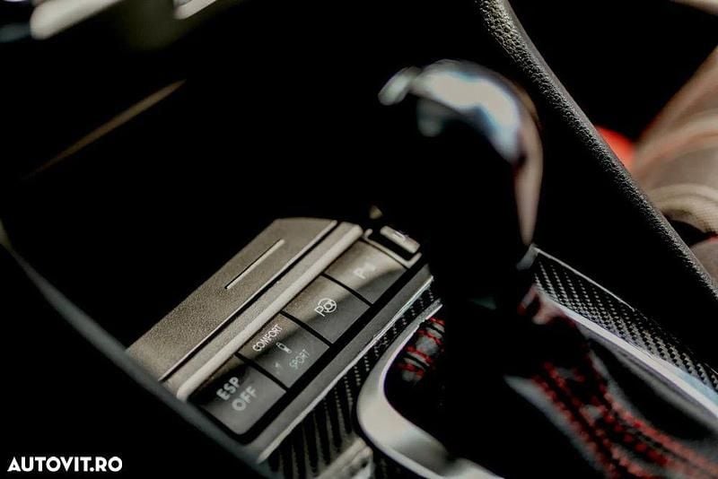 Second-hand VW Golf VI 210 CP (154 kW) 2011 Culoarerosu Hatchback