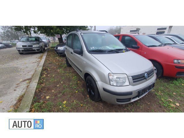 Argintiu Utilizat 2004 Fiat Panda Hatchback | 1.999 EUR (Preț OK) - Imagine 1/4