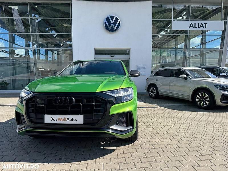 Culoareverde Second-hand 2023 Audi Q8 Business SUV | 72.999 EUR (Preț OK) - Imagine 1/4