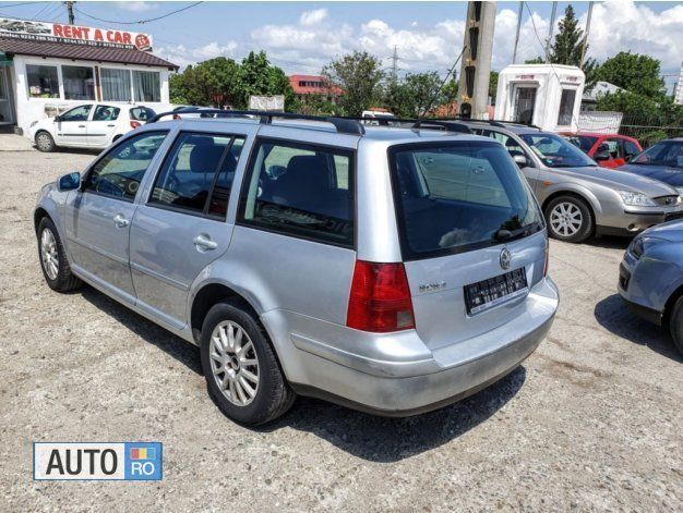 Second-hand VW Bora 100 CP (73 kW) 2005 Argintiu Berlinǎ