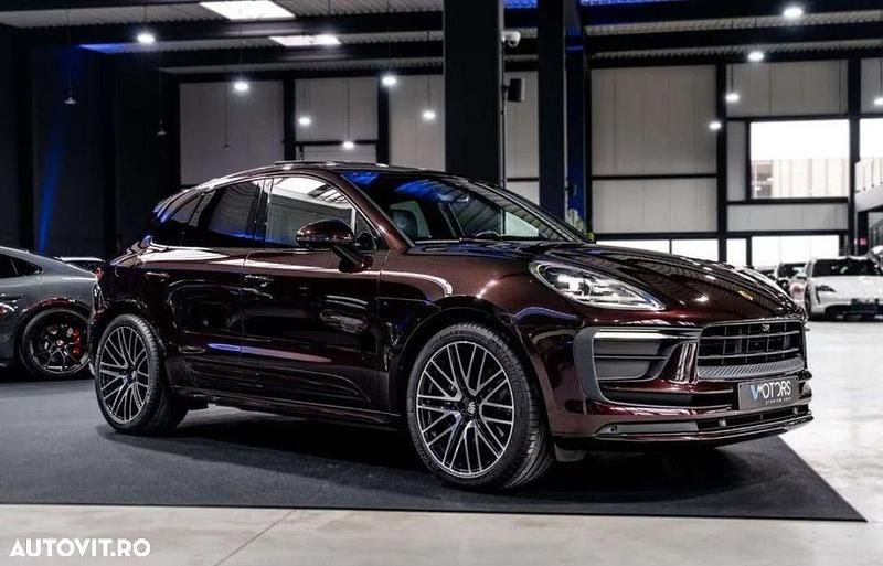 Second-hand Porsche Macan 265 CP (194 kW) 2023 Culoarerosu SUV