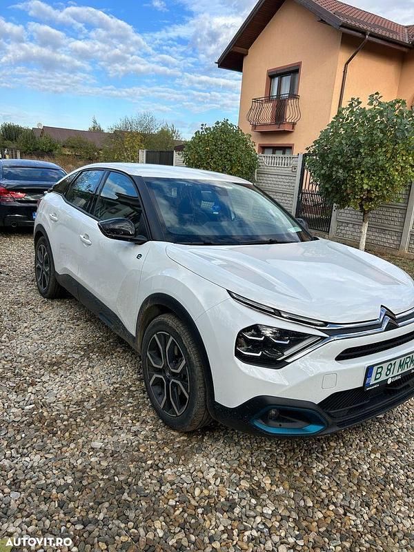 Second-hand Citroën e-C4 Feel 100 kW (136 CP) 2021 Culoarealb Berlinǎ