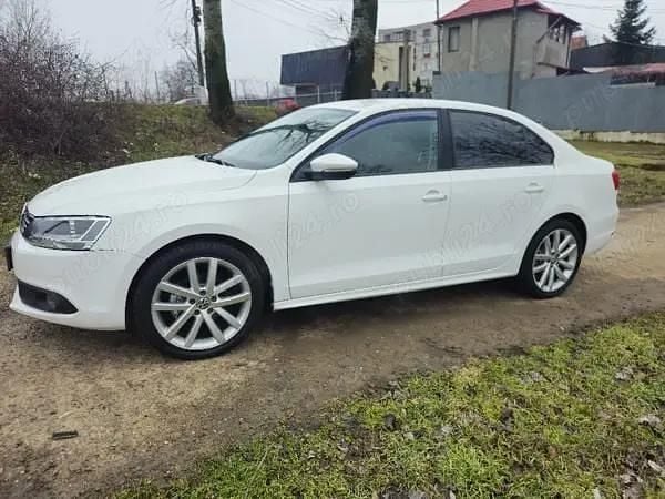 Second-hand VW Jetta 97 CP (71 kW) 2012 Alb Berlinǎ