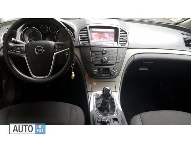 Second-hand Opel Insignia 110 CP (80 kW) 2010 Gri Break