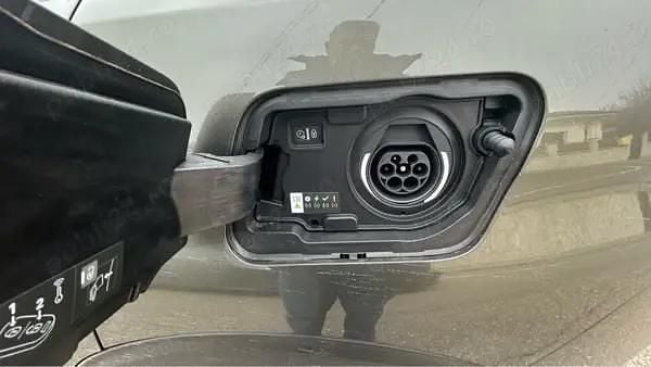 Second-hand Peugeot 3008 GT 225 CP (165 kW) 2021 Maro SUV