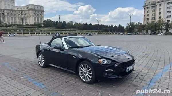 Second-hand Fiat 124 Spider 160 CP (117 kW) 2017 Albastru Cabrio