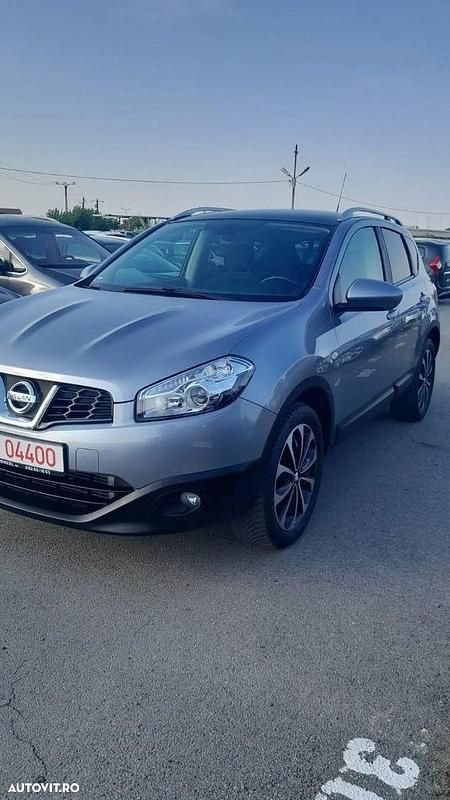 Culoaregri Utilizat 2012 Nissan Qashqai SUV | 6.700 EUR (Preț bun) - Imagine 1/4