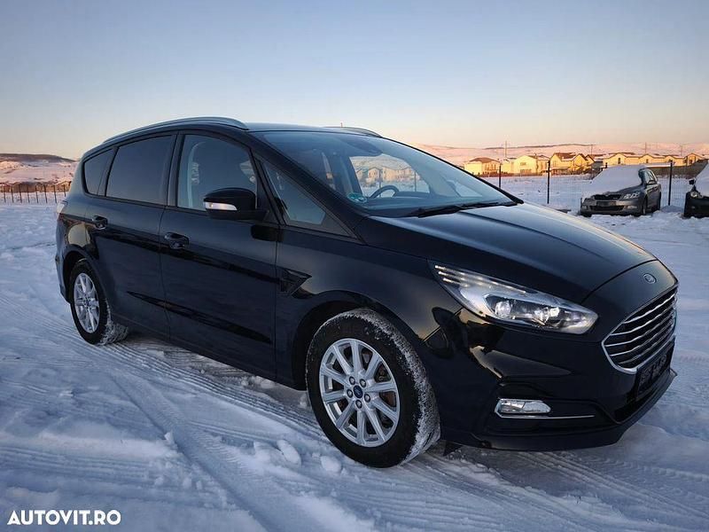 Second-hand Ford S-MAX Titanium 150 CP (110 kW) 2021 Culoarenegru Monovolum