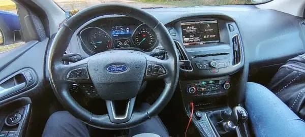 Second-hand Ford Focus 120 CP (88 kW) 2016 Albastru Break