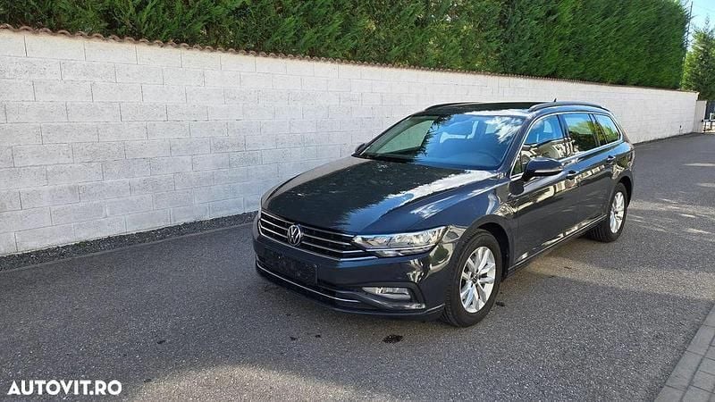 Culoaregri Utilizat 2020 VW Passat Business Break | 14.990 EUR (Preț bun) - Imagine 1/4