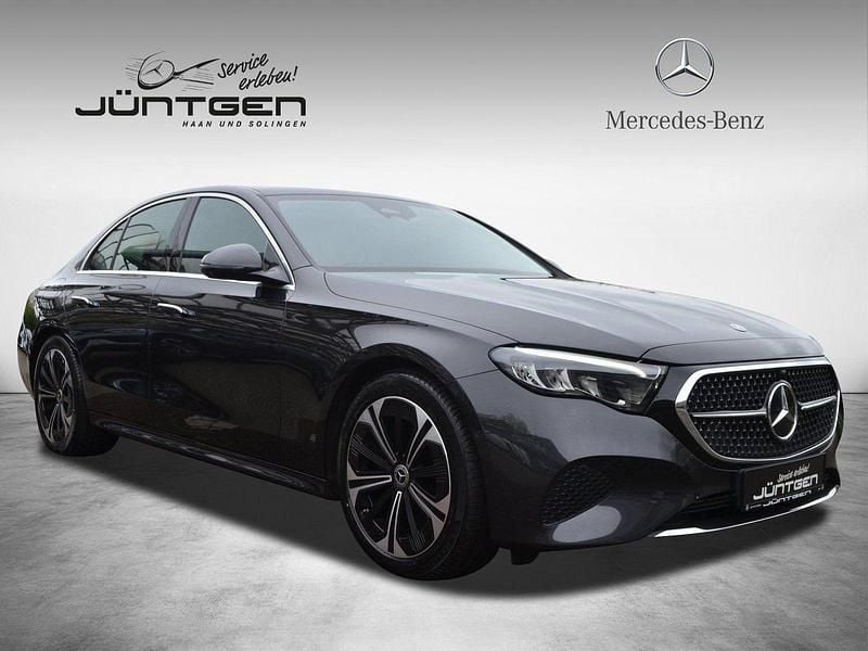 Utilizat 2023 Mercedes E220 Avantgarde | 50.631 EUR (Puțin scump) - Imagine 1/1