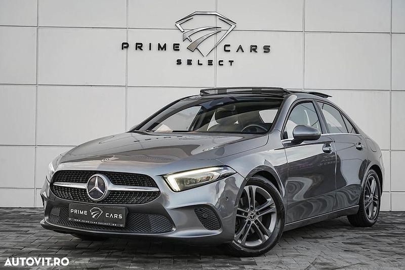 Culoaregri Utilizat 2020 Mercedes A180 Style Berlinǎ | 21.960 EUR (Preț OK) - Imagine 1/4