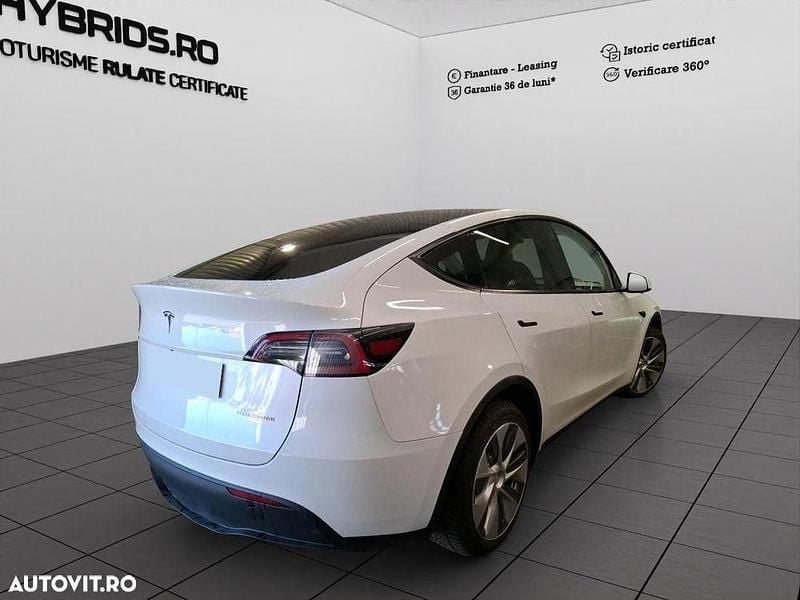 Second-hand Tesla Model Y 378 kW (514 CP) 2023 Culoarealb SUV