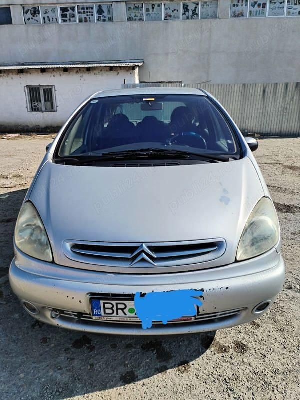 Gri Utilizat 2003 Citroën Xsara Picasso Monovolum | 5.500 EUR - Imagine 1/4