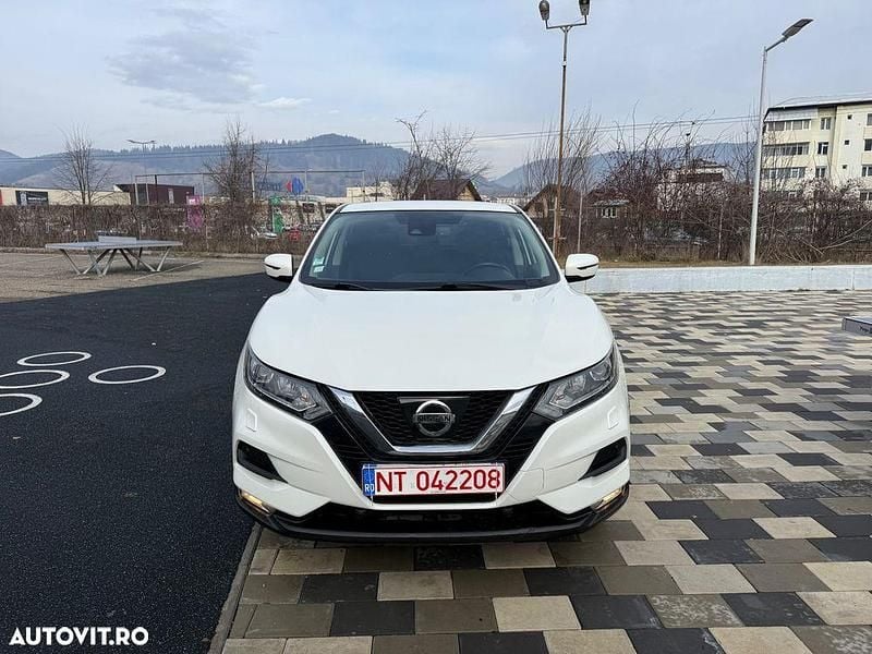 Second-hand Nissan Qashqai Tekna 130 CP (95 kW) 2019 Culoarealb SUV