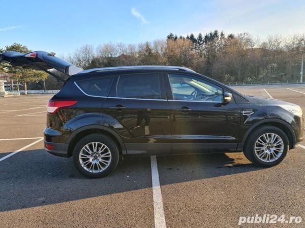 Second-hand Ford Kuga 163 CP (119 kW) 2014 Negru SUV