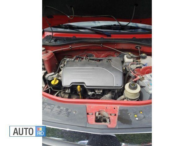 Second-hand Dacia Logan 75 CP (55 kW) 2011 Rosu Berlinǎ