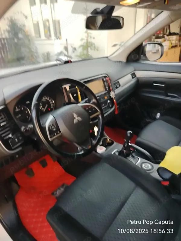 Second-hand Mitsubishi Outlander 150 CP (110 kW) 2013 SUV