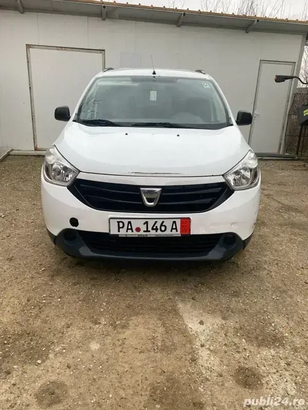 Utilizat 2015 Dacia Lodgy Monovolum | 2.600 EUR - Imagine 1/4
