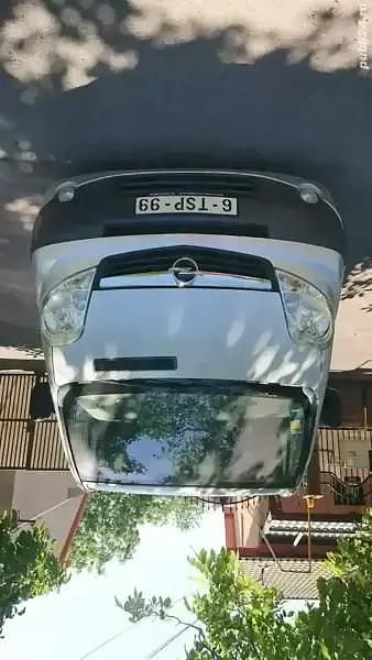 Second-hand Opel Vivaro 114 CP (83 kW) 2010 Monovolum