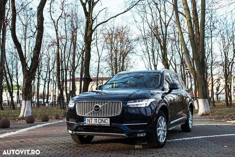 Culoarealbastru Second-hand 2018 Volvo XC90 Inscription SUV | 27.900 EUR (Super Preț) - Imagine 1/4
