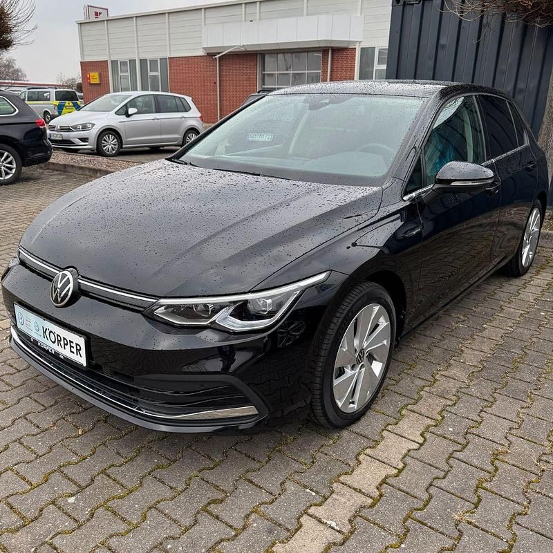 Utilizat 2020 VW Golf VIII Style | 26.637 EUR - Imagine 1/1
