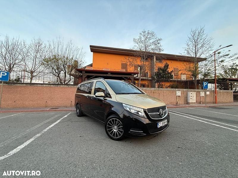 Second-hand Mercedes V250 Exclusive 190 CP (139 kW) 2016 Culoarenegru Monovolum