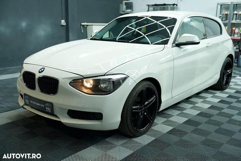 Alb Utilizat 2012 BMW 114 Hatchback | 5.000 EUR - Imagine 1/4