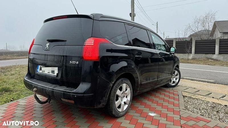 Second-hand Peugeot 5008 Business-Line 112 CP (82 kW) 2011 Culoarenegru Monovolum