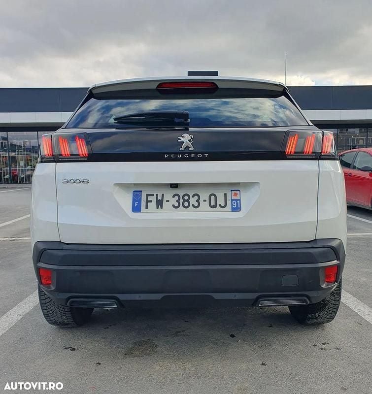 Second-hand Peugeot 3008 Allure 130 CP (95 kW) 2021 Culoarealb SUV