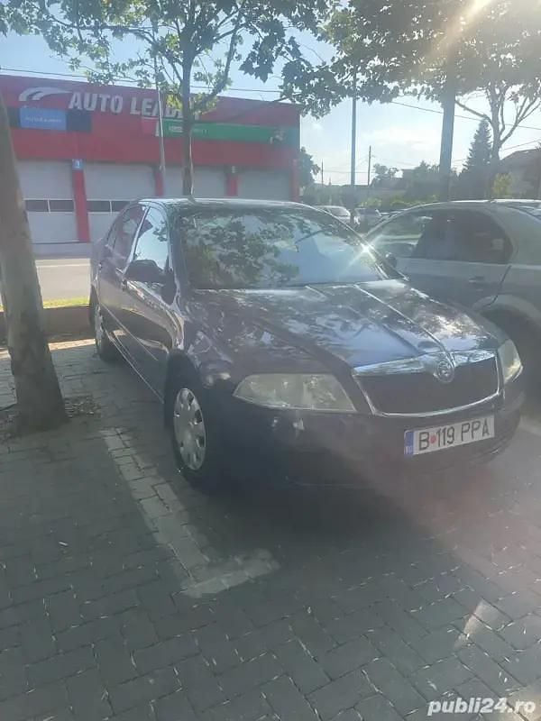 Utilizat 2007 Skoda Octavia Berlinǎ | 1.999 EUR (Super Preț) - Imagine 1/4