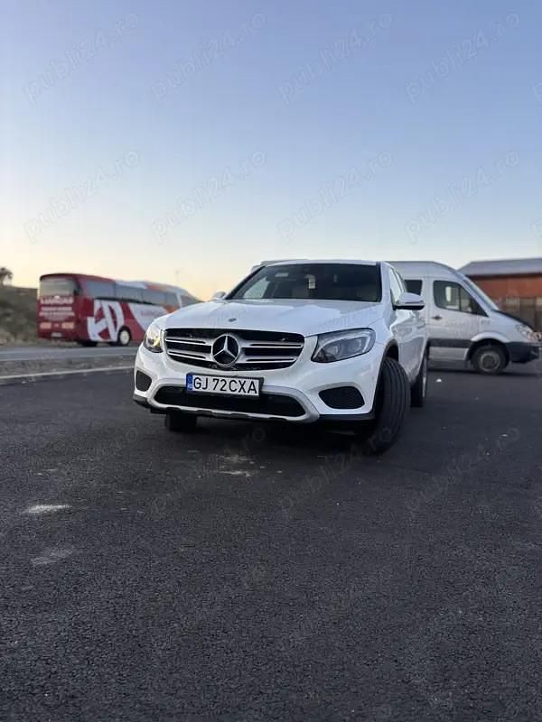 Alb Utilizat 2019 Mercedes GLC220 SUV | 20.999 EUR (Super Preț) - Imagine 1/4