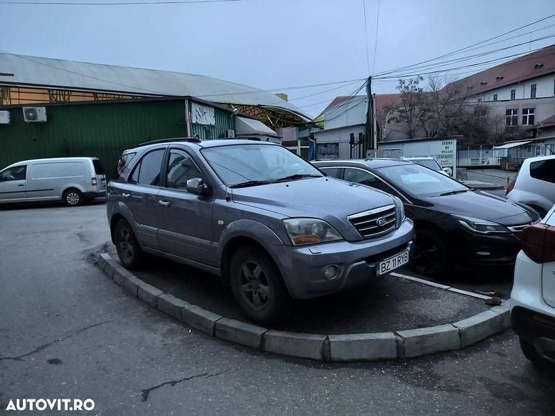 Culoarealte culori Utilizat 2007 Kia Sorento SUV | 2.900 EUR (Preț OK) - Imagine 1/4