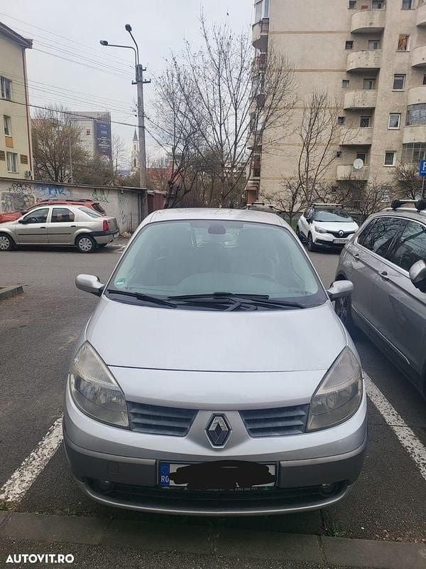 Second-hand Renault Scénic II 111 CP (81 kW) 2006 Culoaregri Monovolum